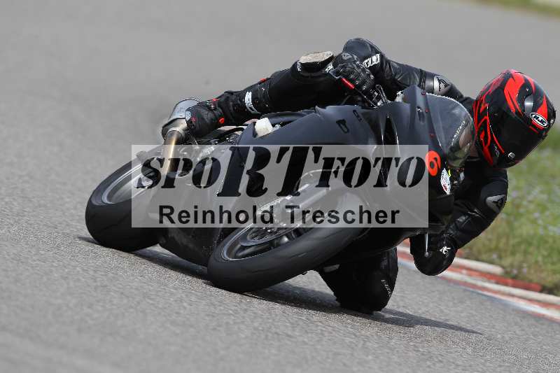 /Archiv-2023/06 10.04.2023 Moto Club Anneau du Rhin/Rouge Expert/6